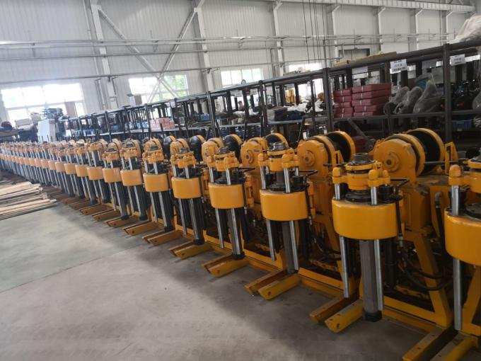 Rig Pengeboran Inti Efisiensi Tinggi Bergerak Mudah dan Masuk Akal Struktur Kompak 1