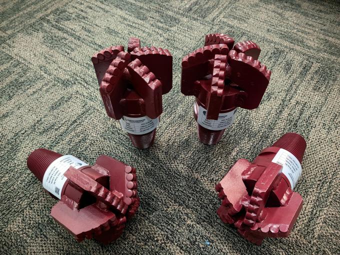 Adaptor Wanita 2-3/8 REG wanita 4- 1/2 REG sub 6