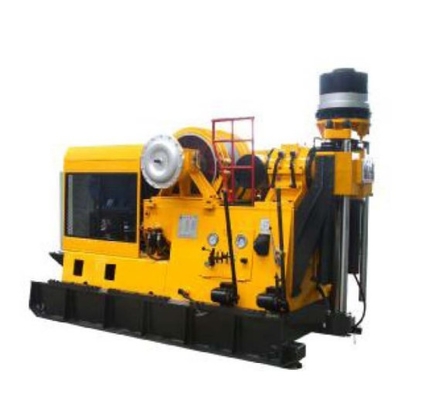 Rig Pengeboran Skid Mounted 132kw 180HP Untuk Eksplorasi Lubang Dalam