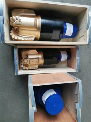 5 Blades Steel Polycrystalline Diamond Drill Bits Untuk Pengeboran Sumur Air