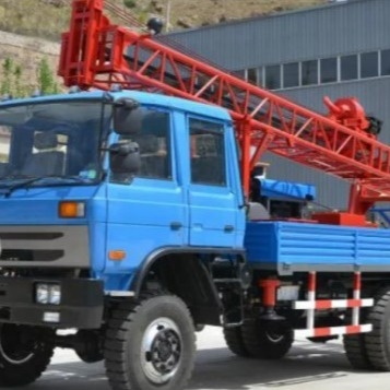 4x4 Truk Dipasang Mesin Bor Lubang Bor Kedalaman 42KW 250M
