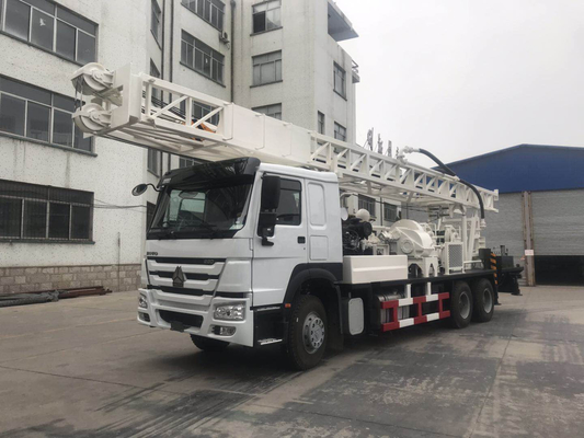400m Air Sumur Bor Rig Truk Dipasang Mesin Lubang Bor Rotary Dth