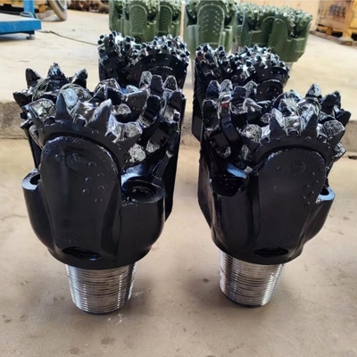 8.5&quot; Tricone Rock Bit Tungsten Carbide / Gigi Baja / Gigi Pabrik