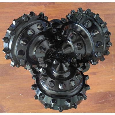 Hard IADC517 Tricone Rock Bit Untuk Pengeboran Dan Penggalian Batuan
