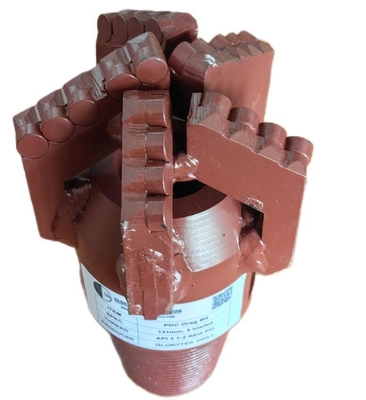 Bore Pdc tahan lama 131mm Drag Bit Untuk Mesin Pertambangan