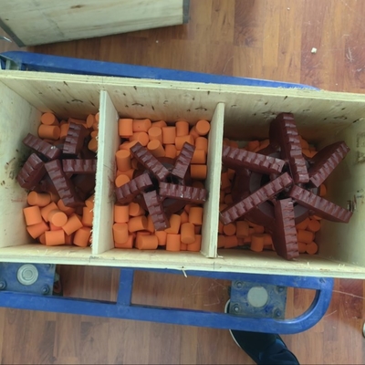 Alat Pengeboran Formasi Lembut Pdc Drag Bit Masukkan 145mm Komponen Peralatan Pertambangan