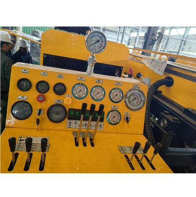 1640 Feet GLXD-4 Diamond Core Drill Rig Full Hydraulic Mining Berdasarkan Chassis Crawler