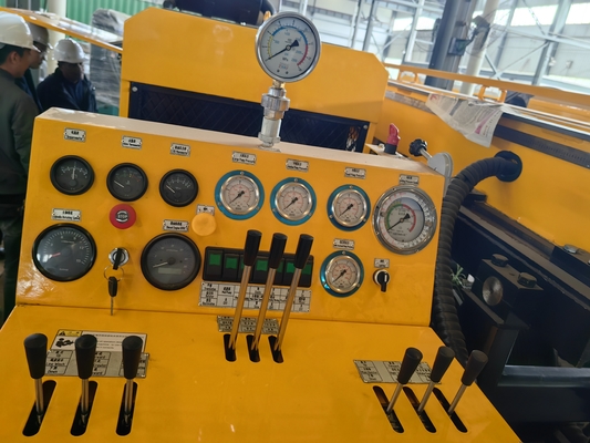 Nq 1000m Eksplorasi Bor Rig Full Hydraulic Cepat Efisiensi