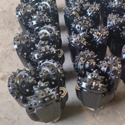 200mm IADC545 Pengeboran Udara Tricone Rock Bit untuk Proyek Pengeboran Penambangan