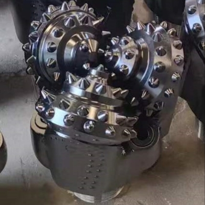 Standar API TCI Tricone Rock Bit 200mm IADC545 Pertambangan / Pengeboran sumur air