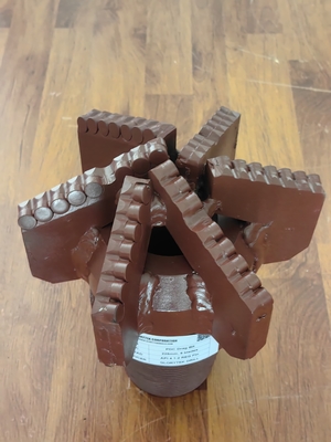 140mm 5 Wings Tungsten Carbide Drag Drill Bit untuk Pengeboran Sumur Air