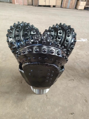 14 3/4 'Manufaktur Batu Bor Bit Tricone Bit API Standar Roller Bit Well Bor Bit Untuk Pertambangan