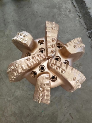 14 3/4′′ dan 17 1/2′′6 Blades Matrix Body PDC Drill Bits untuk Pengeboran Batu Pasir