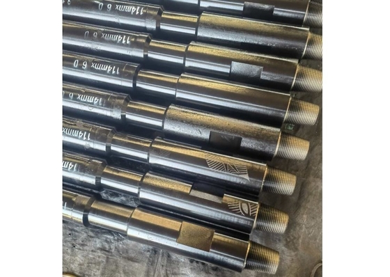 Carbon Steel Water Well Drill Rod Diameter 114mm Untuk Pengeboran Air RTD69
