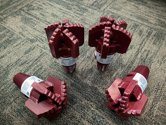 PDC Drag Bit 140mm 5 Blade API 2 7-8 REG PIN PDC Bor Bit Untuk Dijual