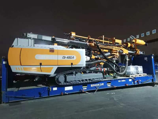 Advanced 600 N.m Torsi Maksimum Rock Drill Rig Dengan 33 M3 / Min Kompresor Udara