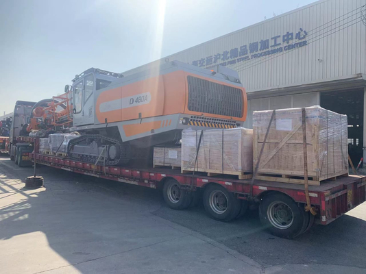 Advanced 600 N.m Torsi Maksimum Rock Drill Rig Dengan 33 M3 / Min Kompresor Udara