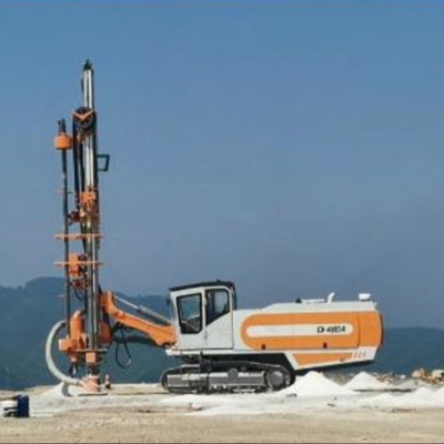 Mesin Rig Bor Ledakan DTH Terintegrasi Penambangan Terbuka dengan Sistem Penggantian Batang Bor Otomatis