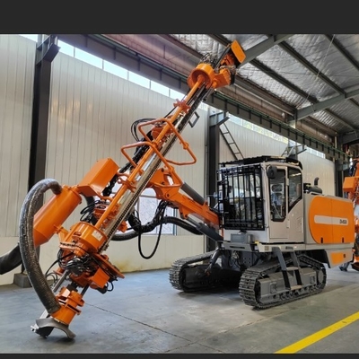 152-203mm Jangkauan Lubang Permukaan Integrated Rock Drill Rig Dengan kedalaman lubang maksimum 35 M Dan Penanganan Otomatis