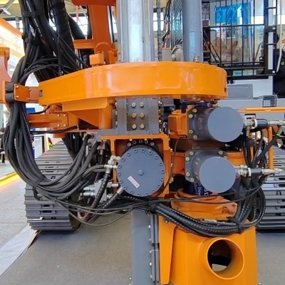 Mesin pengeboran lubang ledakan tambang emas Portable Integrated DTH Surface Drill / Drilling Rig