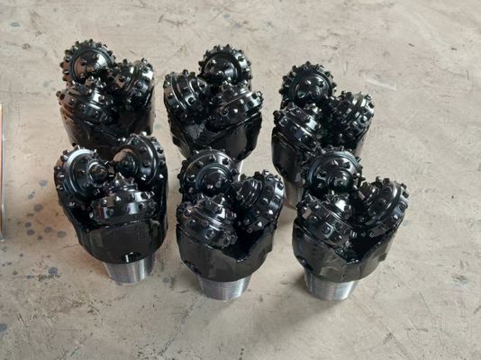 Roller bit 5 3/8 inci IADC637 tiga Konus Bit bor sumur bit