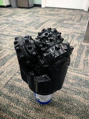 Pengeboran sumur air Tricone Bit Pengeboran lubang