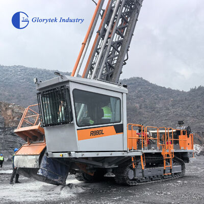 R880L Permukaan Terintegrasi Tricone Rotary Mining Drilling Rig Cocok untuk diameter lubang dari 150-230 mm dan kedalaman pengeboran hingga 54 m